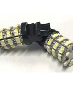 Coppia 2 Lampade Led T25 3157 P27/7W Con 60 Smd 3528 Bianco Freddo 6000K 12V 2W