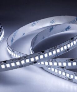 Striscia LED SMD 2835 24V, 5 Metri, Larga 10mm, Freddo 6500K, Super Luminoso 24W/M 4000LM/M 160LM/W 240SMD/M, Dimmerabile PWM, Tagliabile ogni 33mm, IP20, CRI>80
