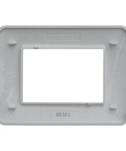 Placca Plastica Serie Space 3P Colore Bianco Satinato Compatibile Con Bticino Living Light