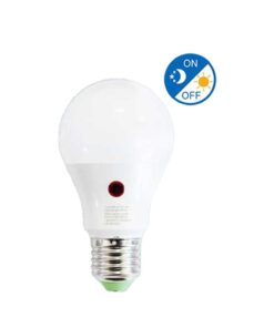 Lampada LED E27 9W con Sensore Crepuscolare 900lm 6500K A60 Day Night Sensor